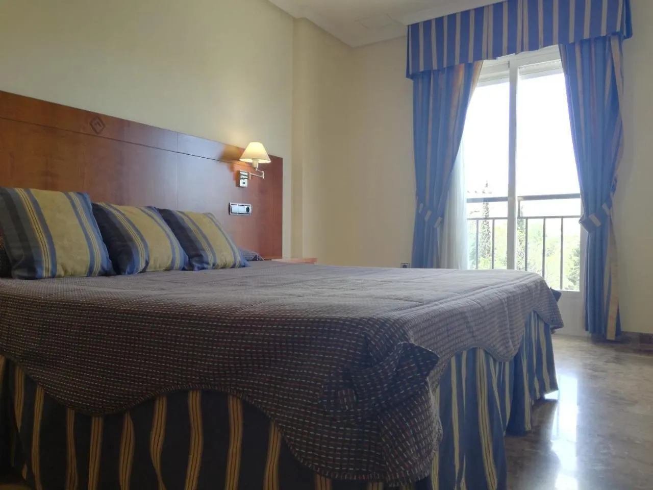 Apartahotel Apartamentos Noche de Ronda Cazorla